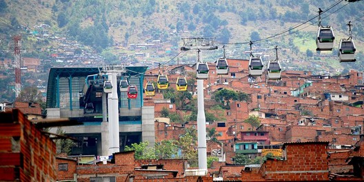 Os teleféricos de Medellín. Crédito: The Gondola Project
