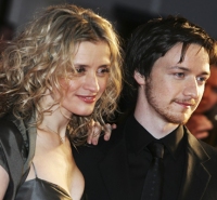 James McAvoy com Anne-Marie Duff