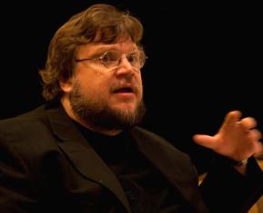 guillermodeltoro3