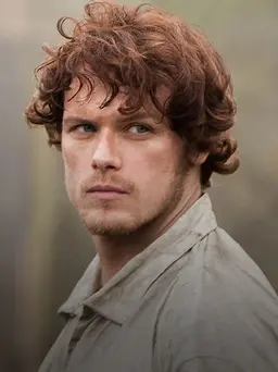 Outlander_Cast_Jamie_420x560_v2.jpg