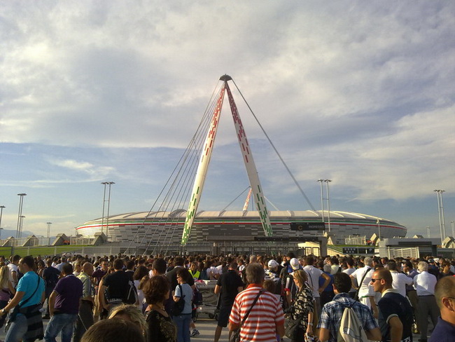 Juventus-Stadium-1.jpg