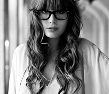 bangs,black,and,white,chick,glasses,hair,headband,hipster,girl,sweet-e36aea306b1327ab7f11c46546f8af85_m.jpg