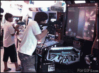 Arcade-video-game-boss.gif