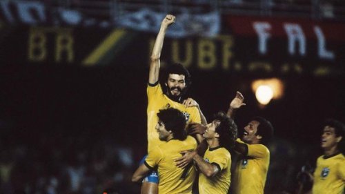 socrates-selecao-brasileira-copa-1986-size-598.jpg