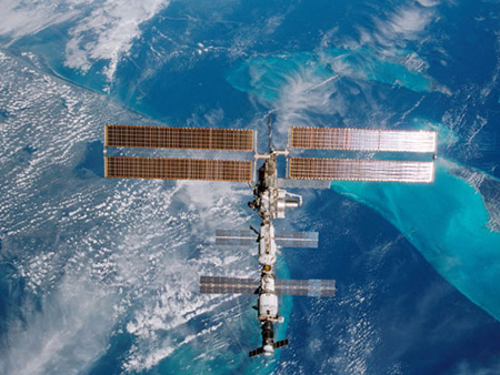 ISS-m-20110221.jpg