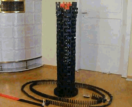 Domino+Tower+of+Sauron_947d22_4428371.gif