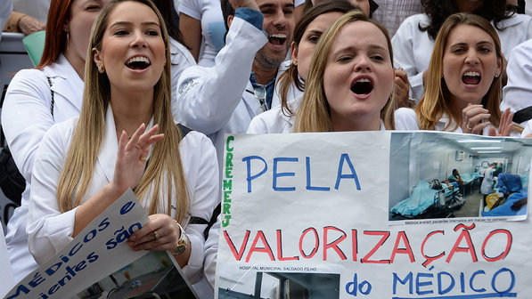 protesto-medicos-brasileiros.jpg
