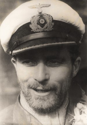 kapitc3a4nleutnant-hans-werner-kraus2.jpg