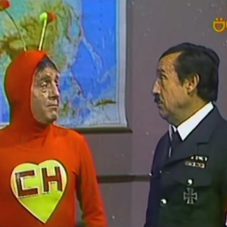 chapolin-colorado-e-adolf-hitler-frente-a-frente-no-episodio-el-encuentro-del-siglo-1980-1502911067660_v2_450x450.jpg