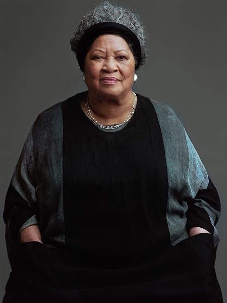 a-escritora-toni-morrison-1565099389719_v2_450x600.jpg