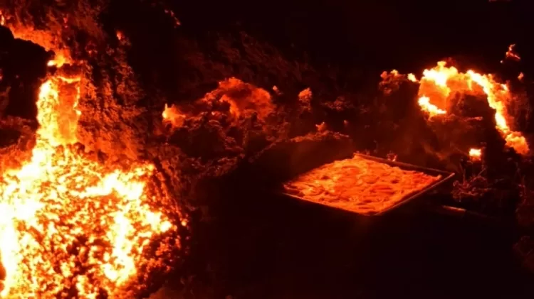 Pizza Patayá, feita no vulcão na Guatemala - Reprodução/Instagram - Reprodução/Instagram