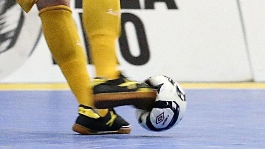 O poderoso chute do Rodrigo, capitão do Sorocaba e da seleção brasileira de futsal - Guilherme Mansueto/Magnus Futsal