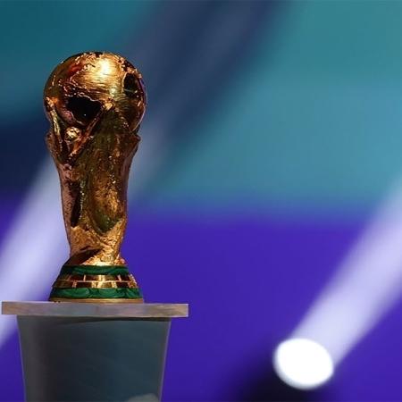 Troféu da Copa do Mundo, torneio de seleções que pode ocorrer a cada dois anos - AFP PHOTO / VANDERLEI ALMEIDA 