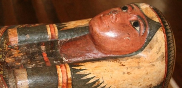 sarcofago-da-dama-sha-amun-em-su-era-uma-das-principais-pecas-da-colecao-egipcia-do-museu-nacional-1536090182768_615x300.jpg