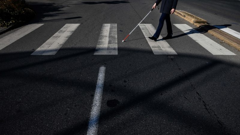 homem-cego-rua-getty-800x450.jpg