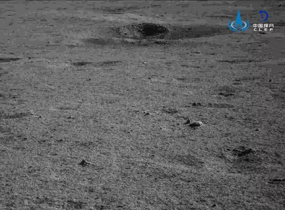 superficie-lunar-yutu-2-02-imagem-clep-cnsa-970x713.jpg