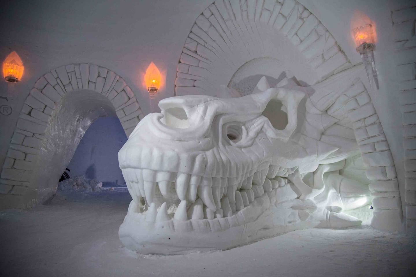balerion_skull1-game-of-thrones-snow-village-jan19-tuomas-kurtakko.jpg